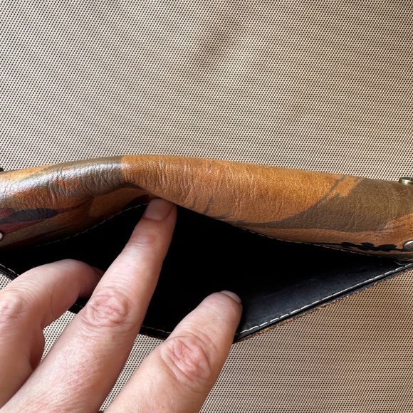 Patricia Nash Brown, Tan, Army Green & Black Leather Print Wallet. - Picture 9 of 11